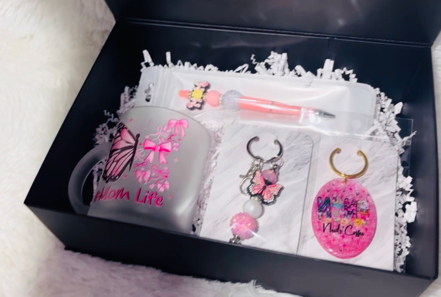 Mother’s Day Gift Box Pink Butterfly